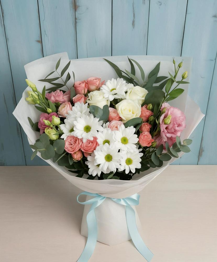 Букет цветов из: Розы, Лизиантусы и Хризантемы в Головково