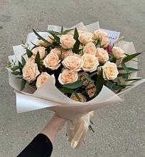 Букет Кремовые розы Латте в Головково