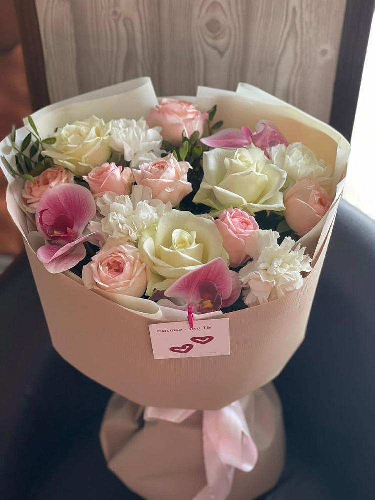 Букет цветов из: Орхидеи, Розы и Гвоздики в Головково