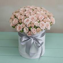 Цветочная композиция из Розы в шляпной коробке в Головково