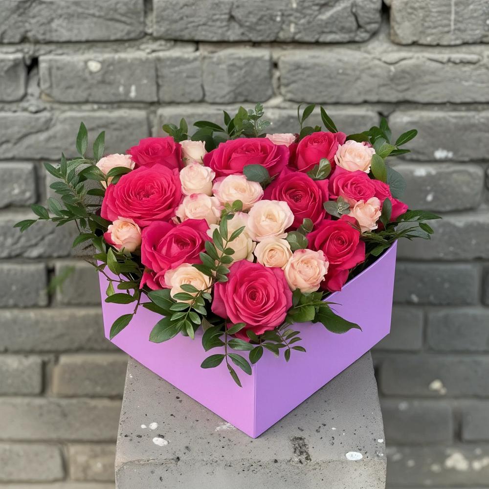 Цветочная композиция из Розы в коробке в Головково
