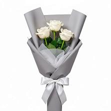 Букет 3 белые розы в Головково