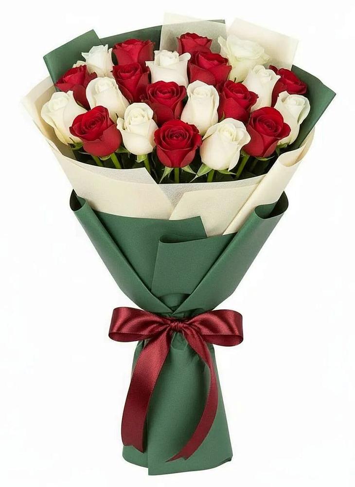 Букет Микс из красных и белых роз в Головково