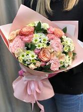Букет нежные объятья в Головково Букет цветов из: Гвоздики, Розы и Хризантемы в Головково