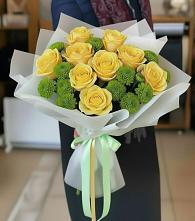 Букет цветов из:  Хризантемы и Розы в Головково