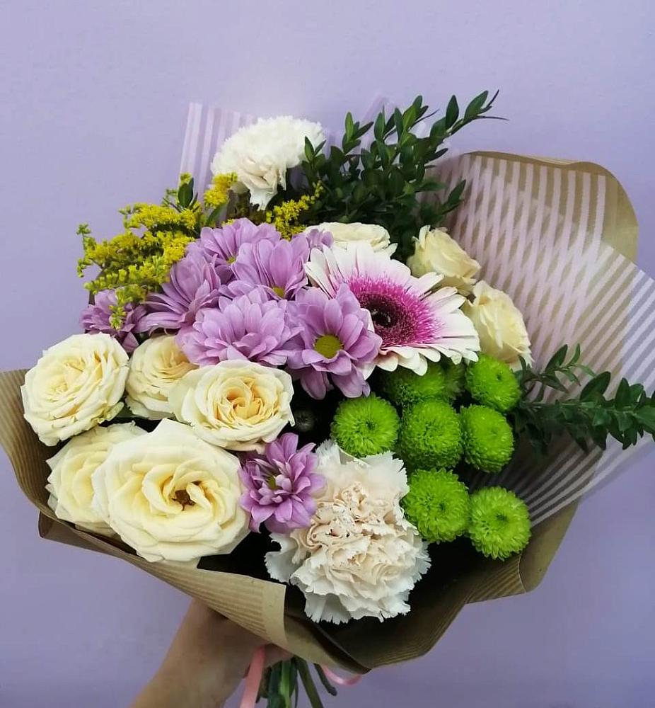 Букет цветов из: Хризантемы, Розы, Гвоздики и Герберы в Головково